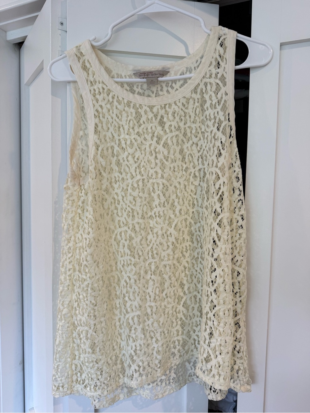 Banana Republic Lace Overlay Tank Top - Cream Size M